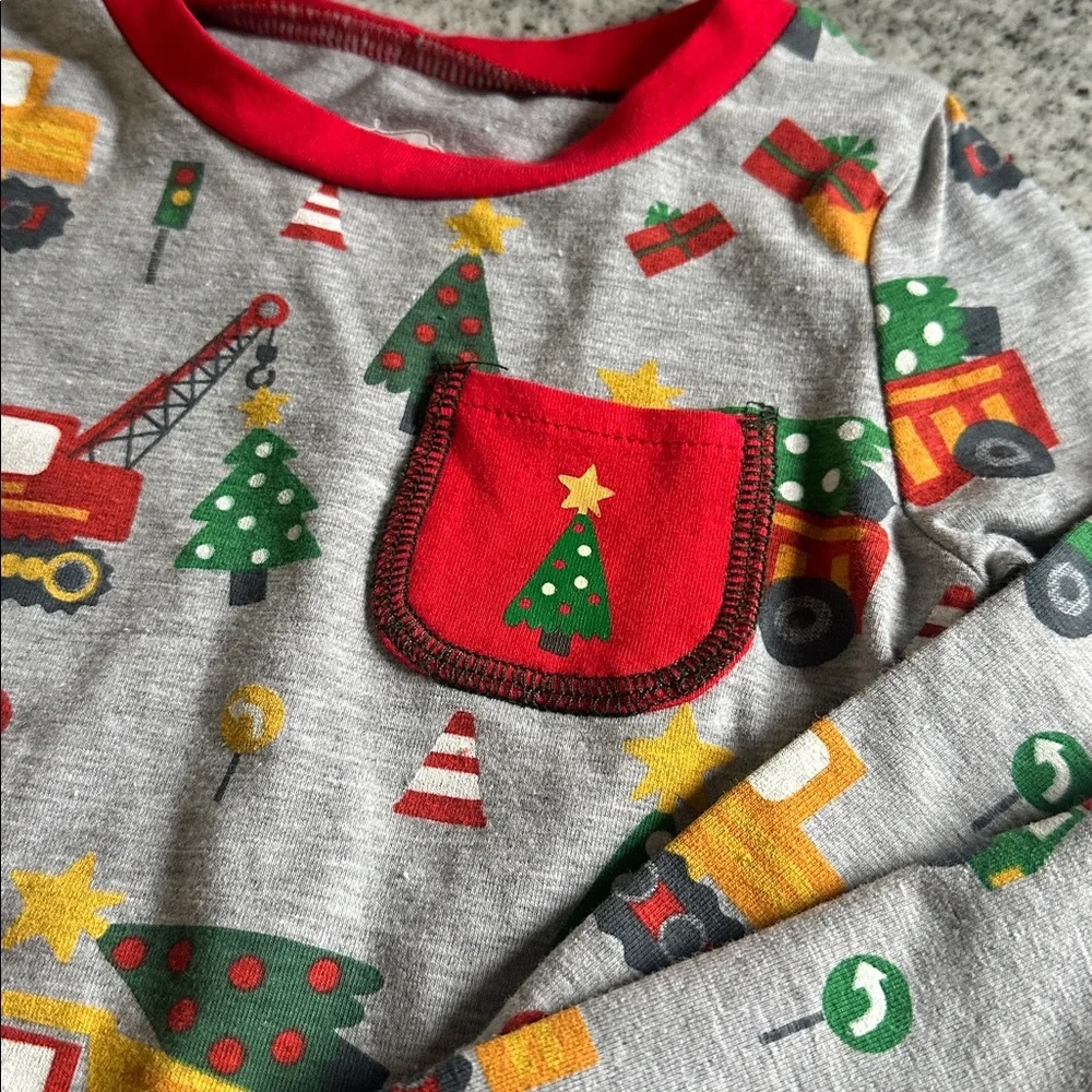 Mud Pie Christmas Holiday Construction Print Two Piece Long Sleeve Pajama‎ Set